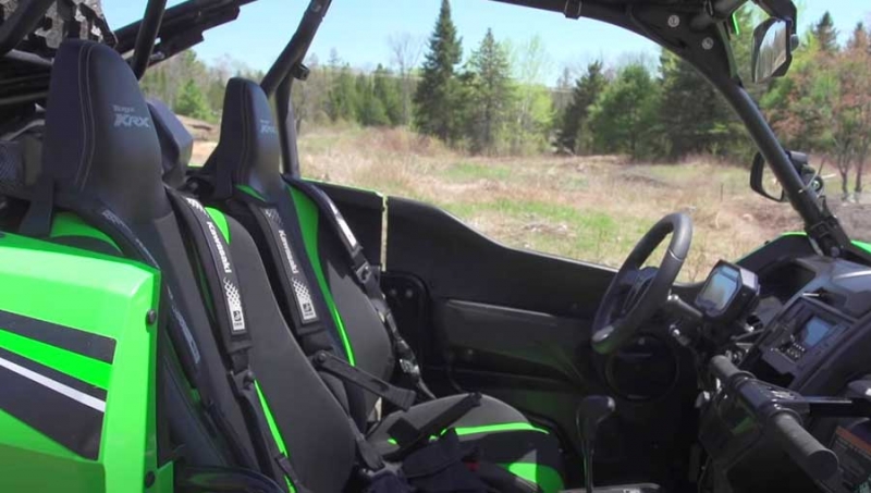 Kawasaki Teryx KRX1000 – настоящий монстр бездорожья