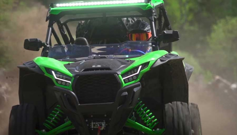 Kawasaki Teryx KRX1000 – настоящий монстр бездорожья