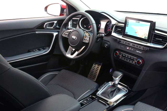Kia Ceed третьего поколения российской сборки: все детали, достоинства и недостатки