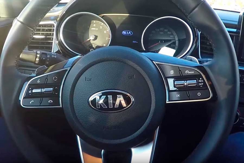 Kia Ceed третьего поколения российской сборки: все детали, достоинства и недостатки