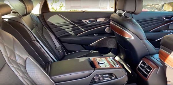 Kia K900 2019 года - седан премиум-класса с демократичной ценой