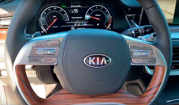 Kia K900 2019 года - седан премиум-класса с демократичной ценой
