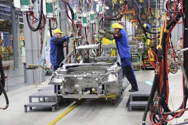 Kia Mohave в России - шасси внедорожника с многорычажной подвеской