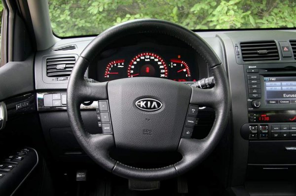 Kia Mohave в России - шасси внедорожника с многорычажной подвеской