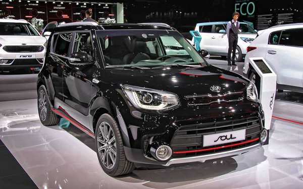 Kia Soul GT - «заряженная» компактная машина с мощным двигателем