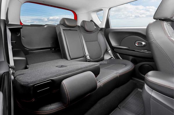 Kia Soul GT - «заряженная» компактная машина с мощным двигателем