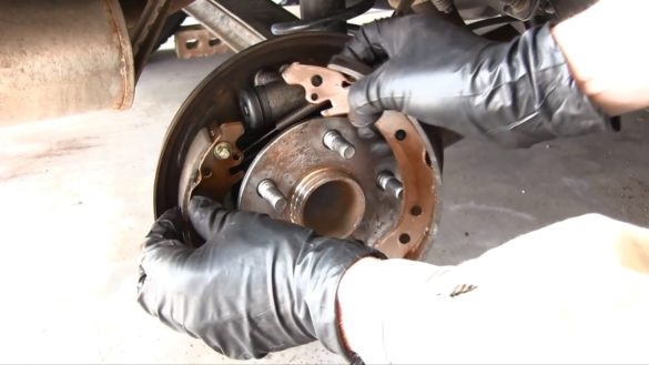 Колодки, диски, суппорты Toyota Corolla 120