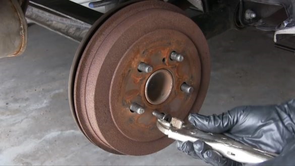 Колодки, диски, суппорты Toyota Corolla 120