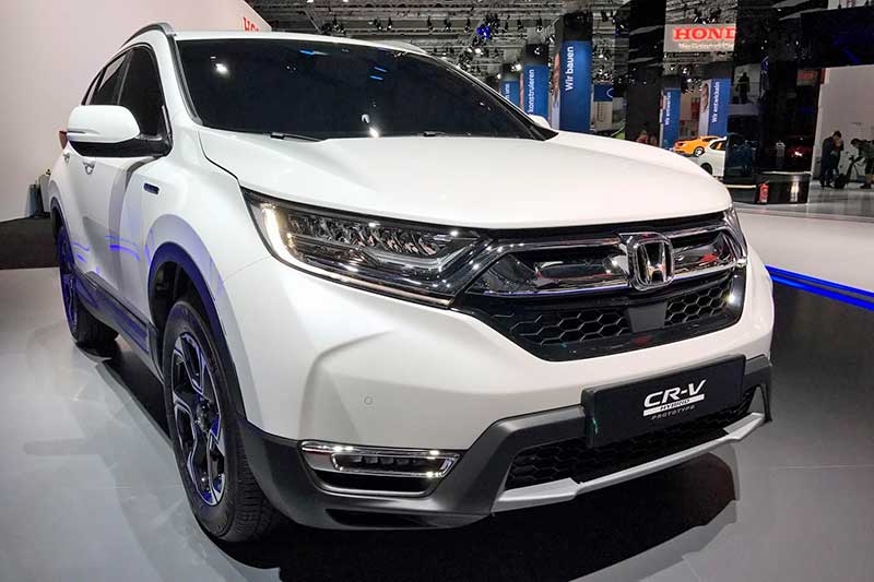 Кроссовер Honda CR-V 5 поколения после рестайлинга, объявлены цены на новинки