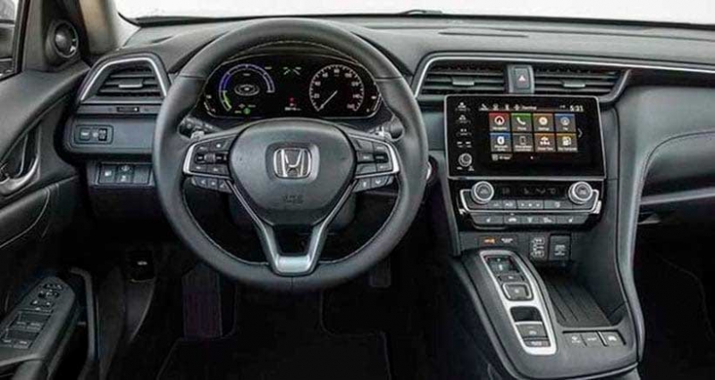 Кроссовер Honda CR-V 5 поколения после рестайлинга, объявлены цены на новинки