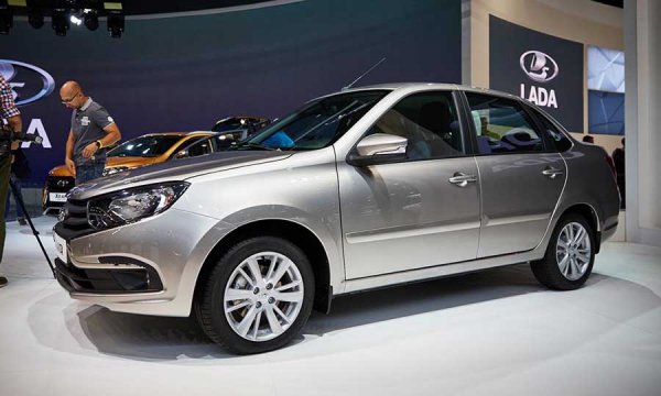 LADA Vesta стала бестселлером 2018 года в России