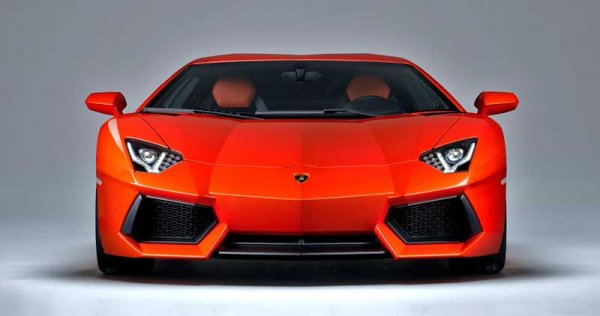 Lamborghini Aventador LP 700-4 - 345 км в час - это не часовня