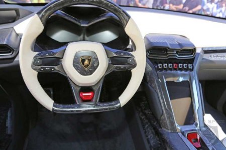 Lamborghini Urus: чистокровный итальянский или качественный плагиат?