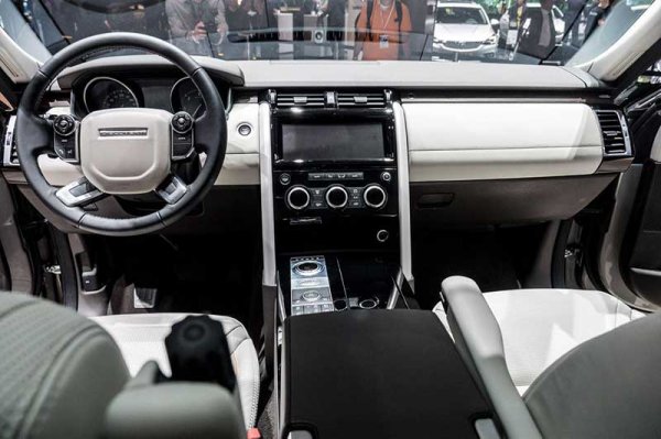 Land Rover Discovery 5 - новый внедорожник 2017 года