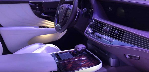 Lexus LS 500 2018 - король комфорта и спокойствия