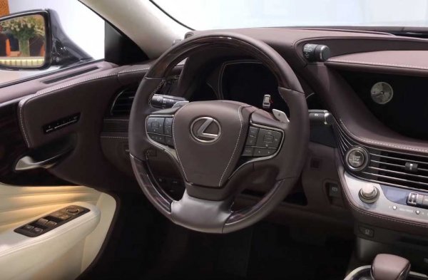 Lexus LS 500 2018 - король комфорта и спокойствия
