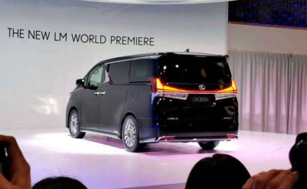 Lexus стремится завоевать рынок роскошных минивэнов