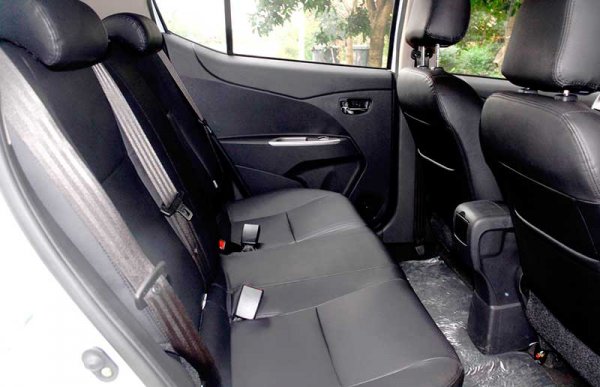 Lifan X50 – недорогой и стильный китайский компактный кроссовер