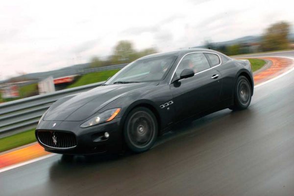 Maserati Granturismo - хищный зверь весом 1880 кг