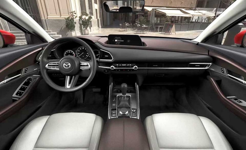 Mazda CX-30 2021 в России - компактный кроссовер с большими амбициями