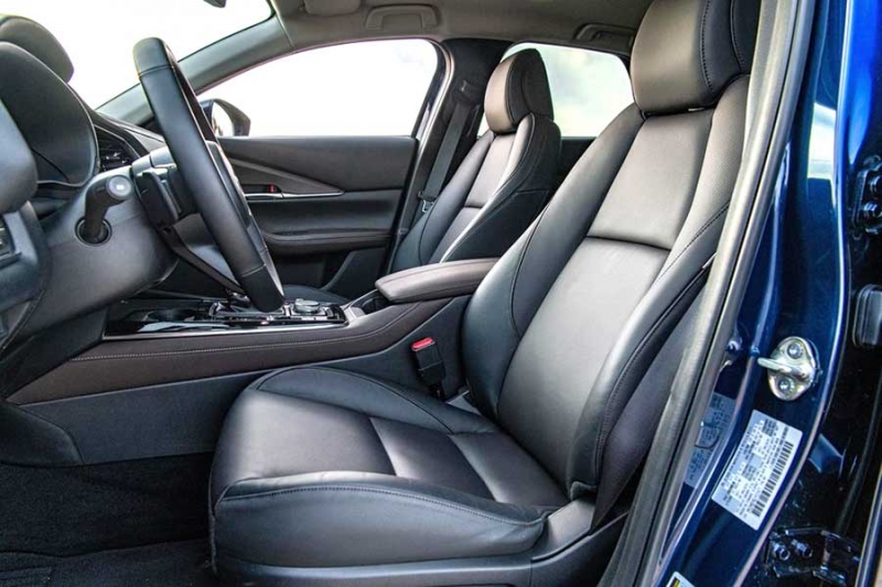 Mazda CX-30 2021 в России - компактный кроссовер с большими амбициями