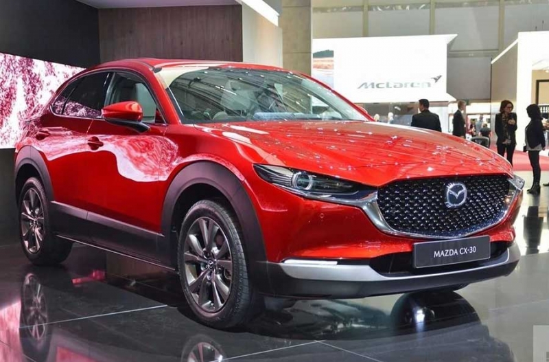 Mazda CX-30 2021 в России - компактный кроссовер с большими амбициями