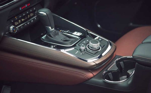 Mazda CX-9 обновилась и стала дешевле в России