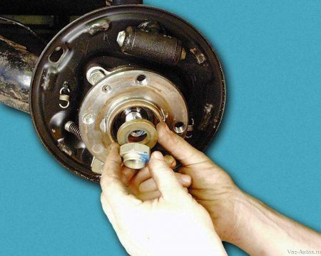 Меняем задний ступичный подшипник ВАЗ 2109