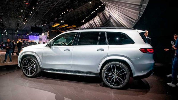 Mercedes-AMG представил люксовый кроссовер GLS с гибридным двигателем