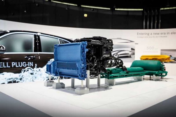 Mercedes-Benz представил водородный кроссовер GLC F-Cell