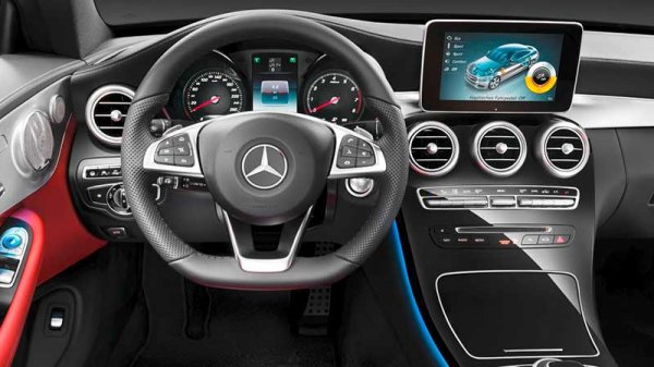 Mercedes-Benz рассекретил салон нового C-Class