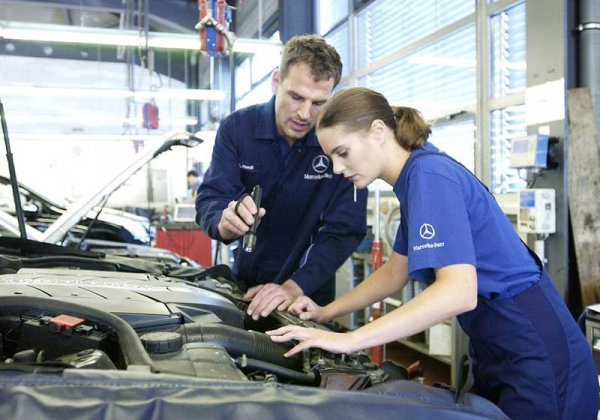 Mercedes отзывает несколько тысяч машин, проданных в нашей стране