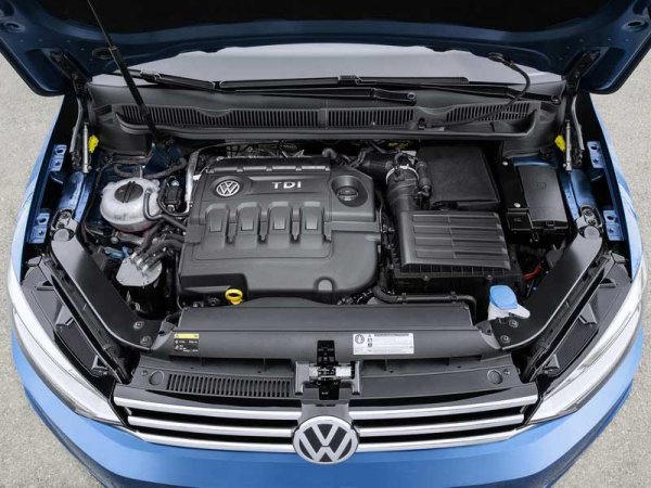 Минивэн Volkswagen Touran второго поколения: достоинства и недостатки