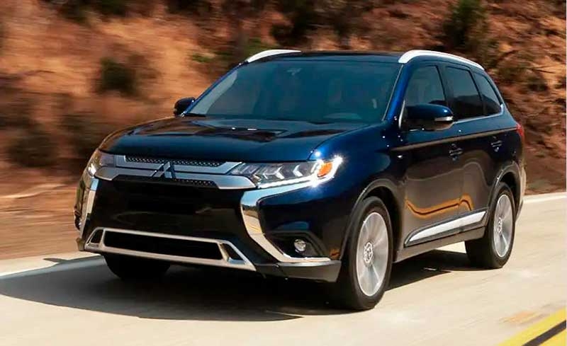 Mitsubishi Outlander 2020 - фантастический Mitsu с 7 посадочными местами на мяч