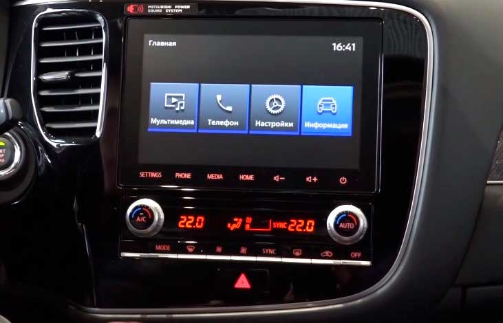 Mitsubishi Outlander 2020 - фантастический Mitsu с 7 посадочными местами на мяч