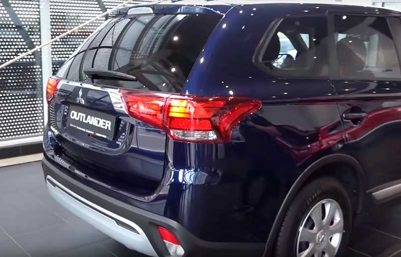 Mitsubishi Outlander 2020 - фантастический Mitsu с 7 посадочными местами на мяч