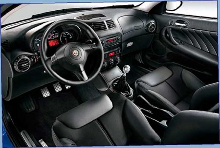 Стильный итальянский Alfa Romeo GT