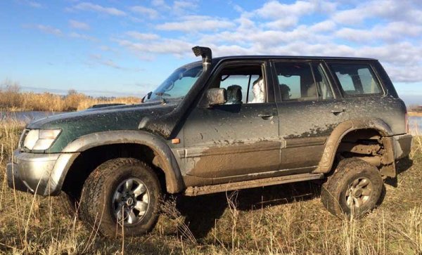 Nissan Patrol Y61 - элитный внедорожник