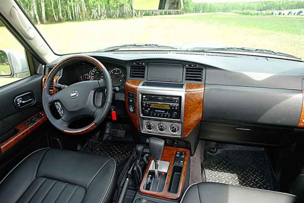 Nissan Patrol Y61 - элитный внедорожник