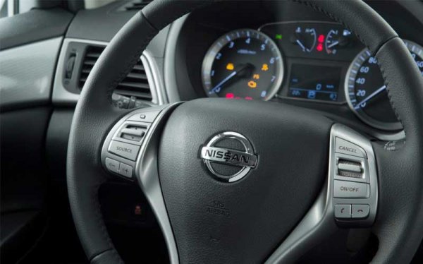 Nissan Sentra 2016 - японский автомобиль с российской пропиской
