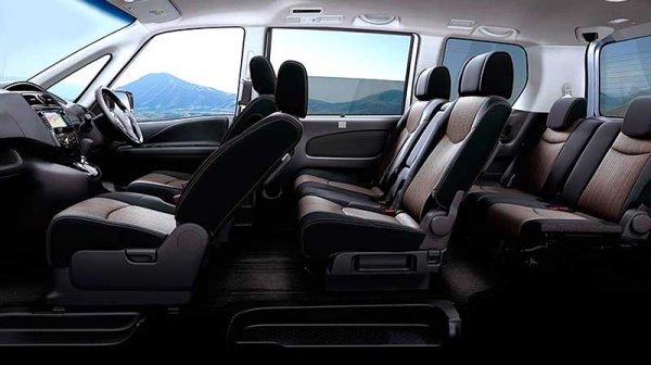 Nissan тестирует обновленный минивэн Serena