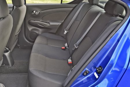 Nissan Versa 2015 - первый превью