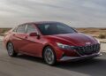 Новая Hyundai Elantra CN7 (2021) для России: почему корейцы в этом классе всех сделали?