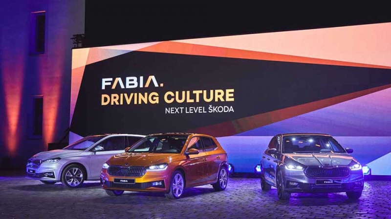 Новая Skoda Fabia 2021/2022 в России: теперь больше и просторнее. Что изменилось?