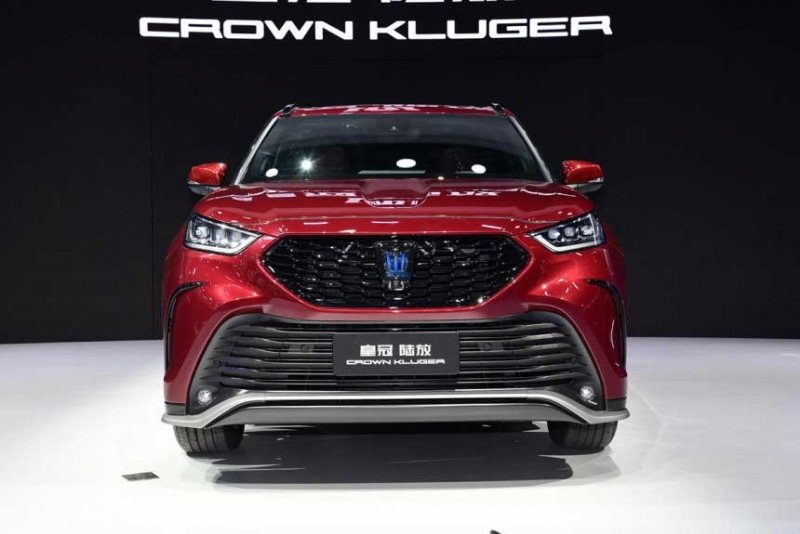 Новинки автосалона в Шанхае — Toyota Crown Kluger и Cadillac Lyriq
