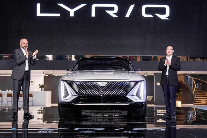 Новинки автосалона в Шанхае — Toyota Crown Kluger и Cadillac Lyriq
