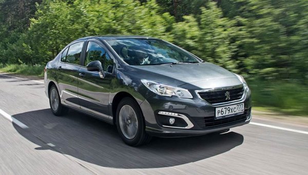 Следующее поколение седана PEUGEOT 408 уже доступно покупателям