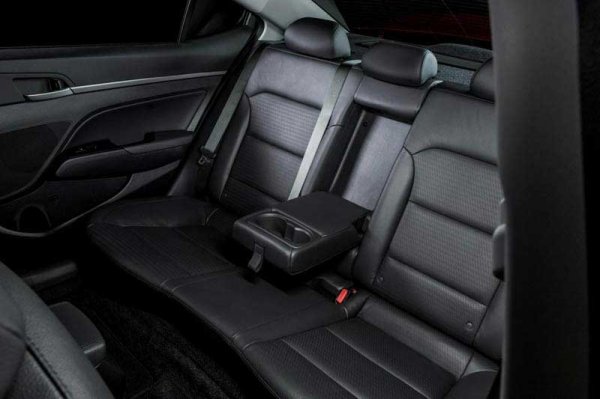 Новый Hyundai Elantra 6 поколения, обзор, комплектации, характеристики