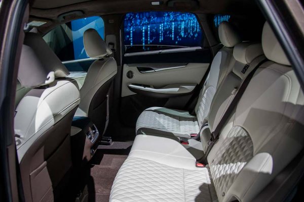 Новый Infiniti QX50 2019 года - революционный автомобиль с необычным двигателем