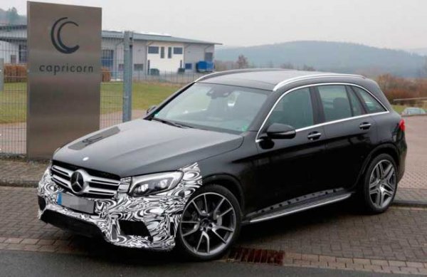 Новый кроссовер Mercedes AMG GLC 63 поступит в продажу в 2017 году